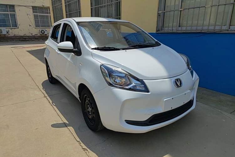 Used CHANGAN Benni E-Star 2021 National Edition Xin Yue Version Lithium Iron Phosphate (31.95 kWh) Front Right 45 Deg