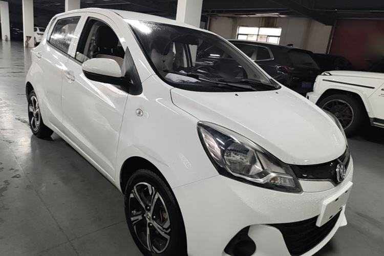 Used CHANGAN Benni E-Star 2021 National Edition Xinyi Edition Lithium Iron Phosphate (31.18 kWh) Front Right 45 Deg