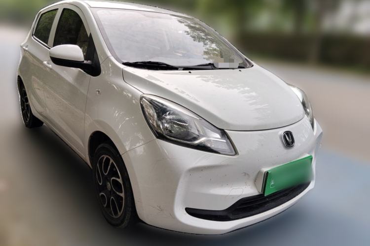 Used CHANGAN Benni E-Star 2021 National Edition XinYi Edition Lithium Iron Phosphate (31.86 kWh) Front Right 45 Deg