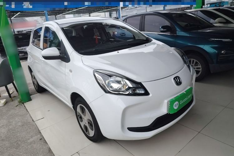 Used CHANGAN Benni E-Star 2021 National Edition Xin Yue Version Lithium Iron Phosphate (31.86 kWh) Front Right 45 Deg