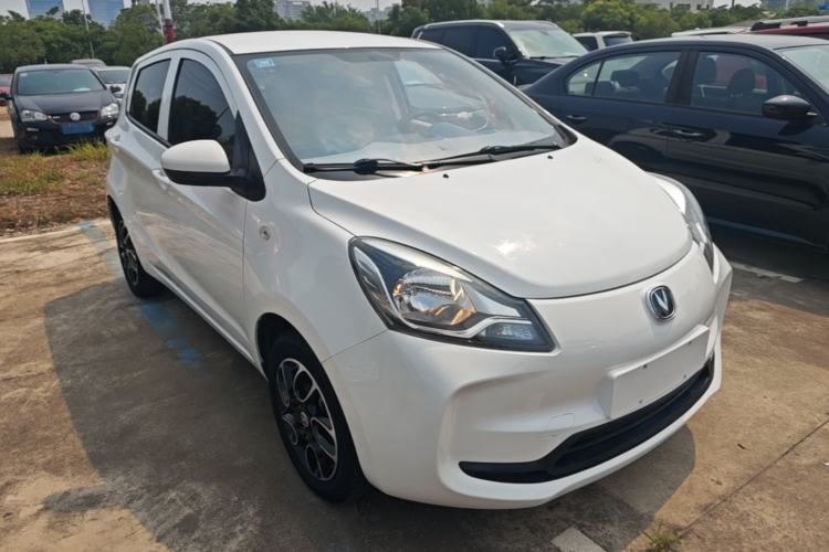 Used CHANGAN Benni E-Star 2021 National Edition Colorful Version Lithium Iron Phosphate (31.95 kWh) Front Right 45 Deg