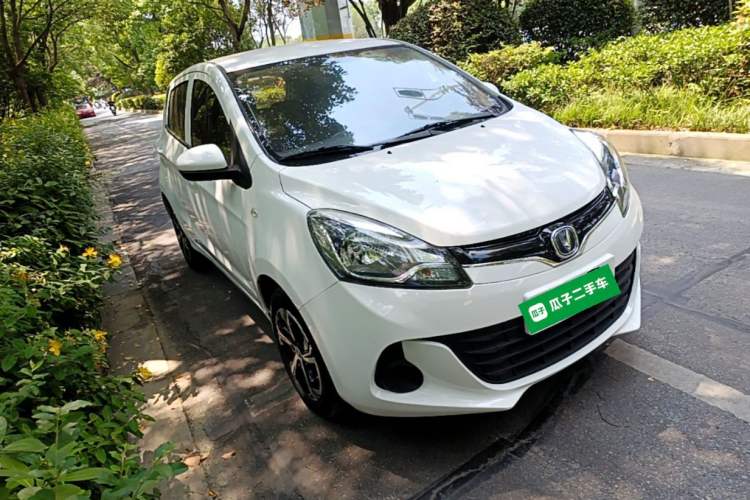 Used CHANGAN Benni E-Star 2021 National Edition Xinyi Version (Fast-Charging Edition) Lithium Iron Phosphate (31.18 kWh) Front Right 45 Deg