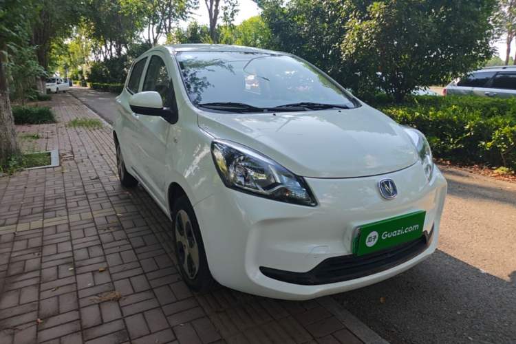 Used CHANGAN Benni E-Star 2021 National Edition Xin Yue Version Lithium Iron Phosphate (31.86 kWh) Front Right 45 Deg