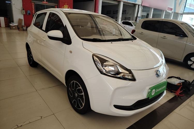 Used CHANGAN Benni E-Star 2021 National Edition Colorful Version Lithium Iron Phosphate (31.18 kWh) Front Right 45 Deg