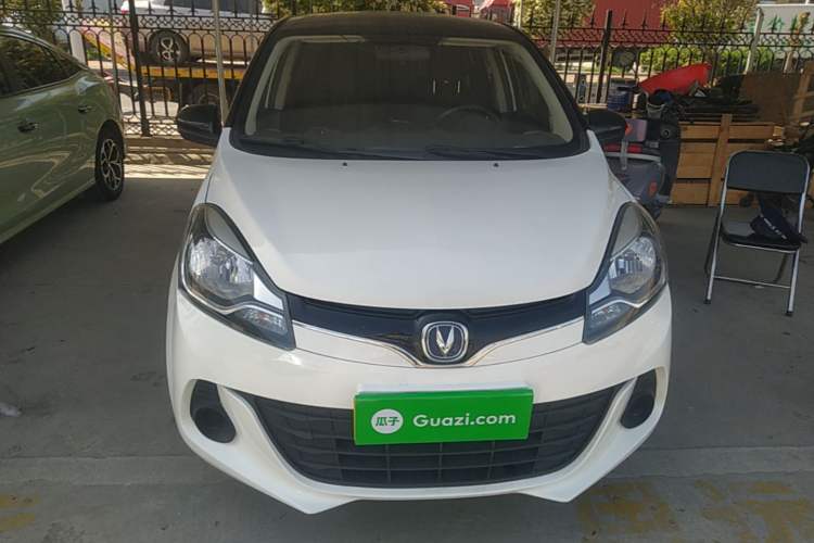 Used CHANGAN Benni E-Star 2021 National Edition Xin Yue Version Lithium Iron Phosphate (31.86 kWh) Front