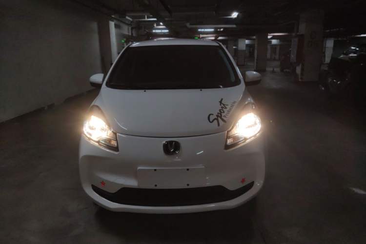Used CHANGAN Benni E-Star 2021 National Edition Xin Yue Version Lithium Iron Phosphate (31.86 kWh) Front