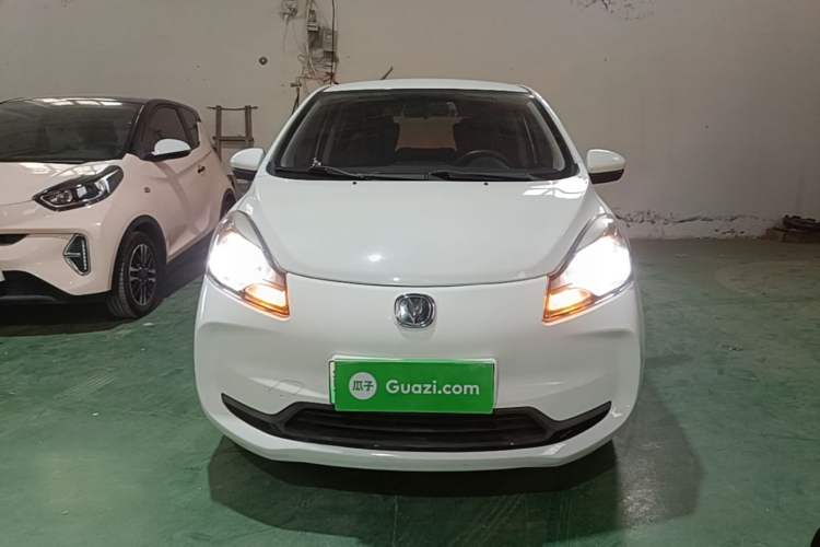 Used CHANGAN Benni E-Star 2021 National Edition Xin Yue Version Lithium Iron Phosphate (31.86 kWh) Front