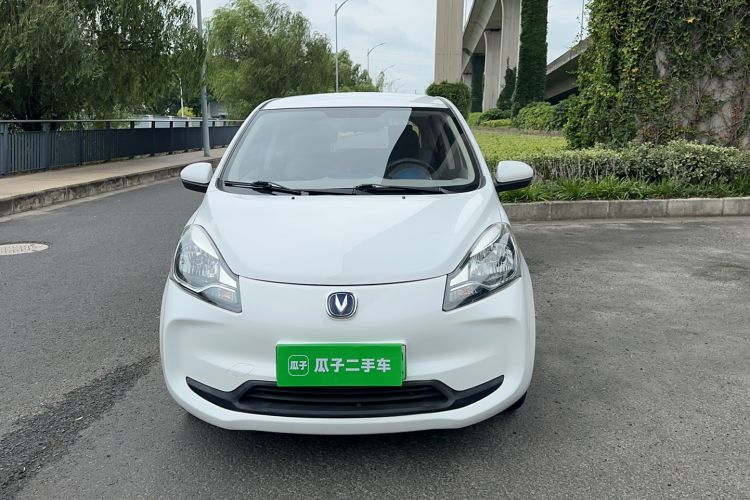 Used CHANGAN Benni E-Star 2021 National Edition Colorful Version Lithium Iron Phosphate (31.18 kWh) Front
