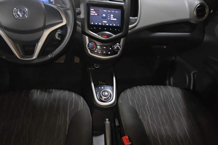 Used CHANGAN Benni E-Star 2021 National Edition Xin Yue Version (Fast-Charging Edition) Lithium Iron Phosphate (31.18 kWh) Gear Lever