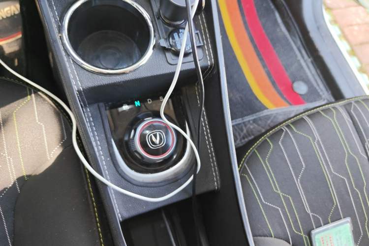 Used CHANGAN Benni E-Star 2021 National Edition Xinyue Version (Fast-Charging Edition) Lithium NMC Gear Lever