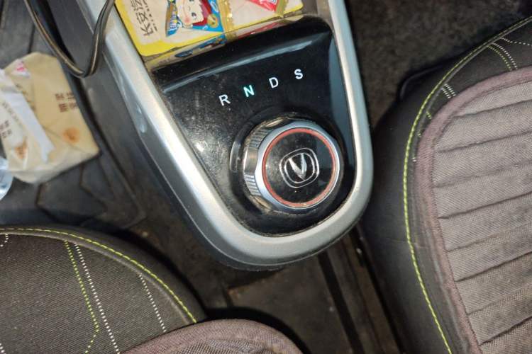 Used CHANGAN Benni E-Star 2021 National Edition XinYi Edition Lithium Iron Phosphate (31.86 kWh) Gear Lever