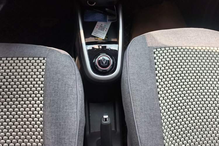 Used CHANGAN Benni E-Star 2021 National Edition Xin Yue Version (Fast-Charging Edition) Lithium Iron Phosphate (31.95 kWh) Gear Lever