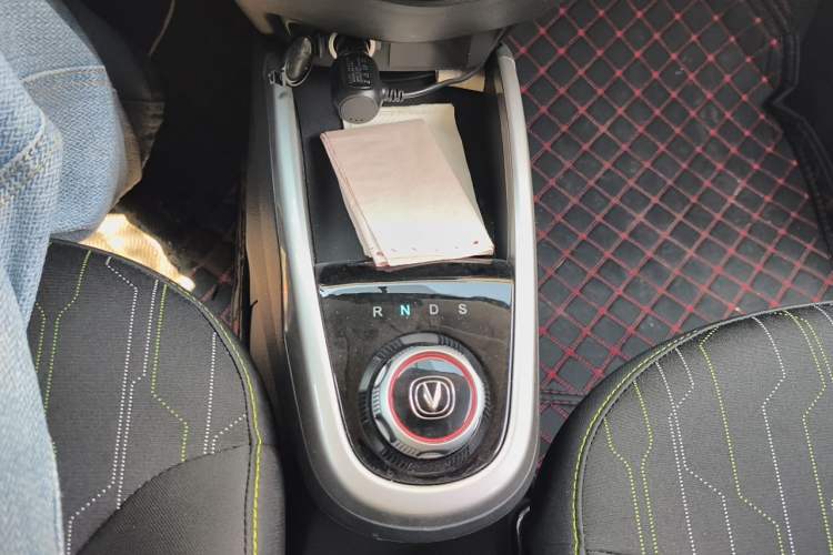 Used CHANGAN Benni E-Star 2021 National Edition Xinyue Version (Fast-Charging Edition) Lithium NMC Gear Lever