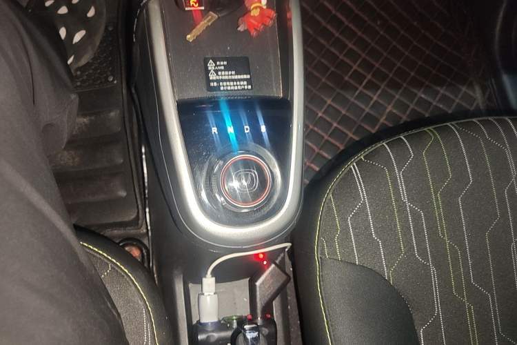 Used CHANGAN Benni E-Star 2021 National Edition Xinyue Version (Fast-Charging Edition) Lithium NMC Gear Lever