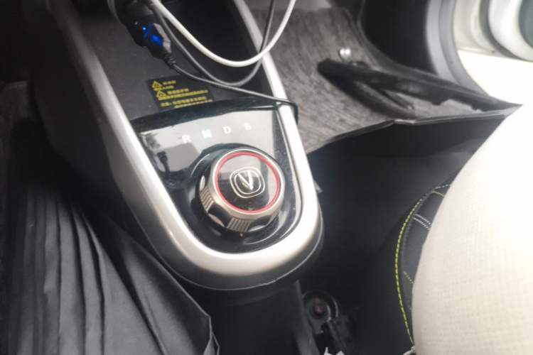 Used CHANGAN Benni E-Star 2021 National Edition Xinyue Version (Fast-Charging Edition) Lithium NMC Gear Lever