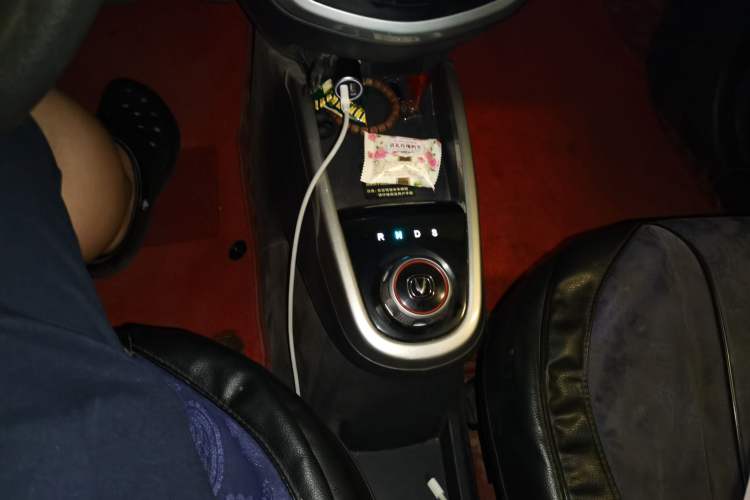 Used CHANGAN Benni E-Star 2021 National Edition Xin Yue Version Lithium-Ion Battery Gear Lever