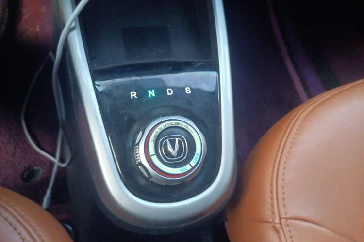 Used CHANGAN Benni E-Star 2021 National Edition Xin Yue Version Lithium Iron Phosphate (31.86 kWh) Gear Lever