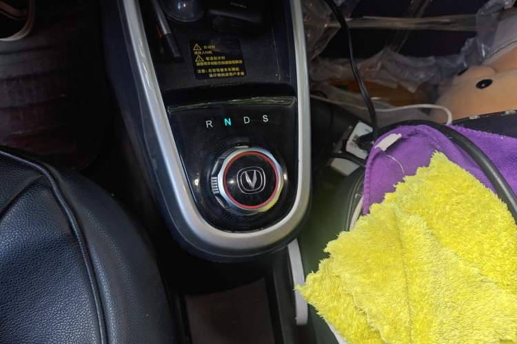 Used CHANGAN Benni E-Star 2021 National Edition Xin Yue Version Lithium Iron Phosphate (31.86 kWh) Gear Lever