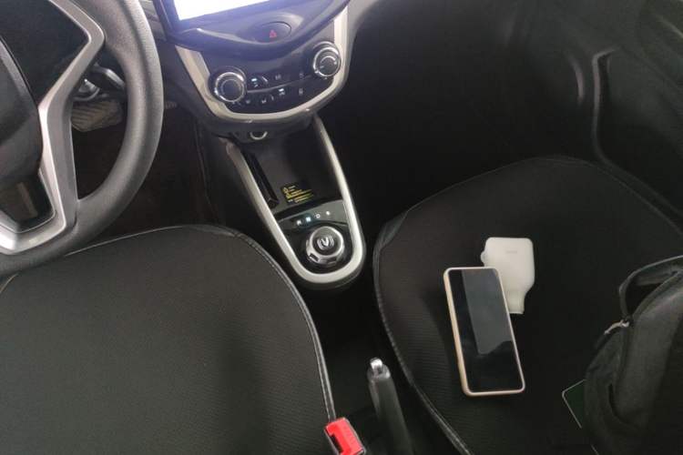 Used CHANGAN Benni E-Star 2021 National Edition Xin Yue Version Lithium Iron Phosphate (31.95 kWh) Gear Lever