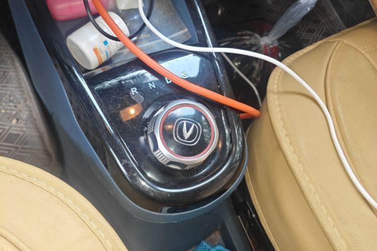 Used CHANGAN Benni E-Star 2021 National Edition Colorful Version Lithium Iron Phosphate (31.86 kWh) Gear Lever