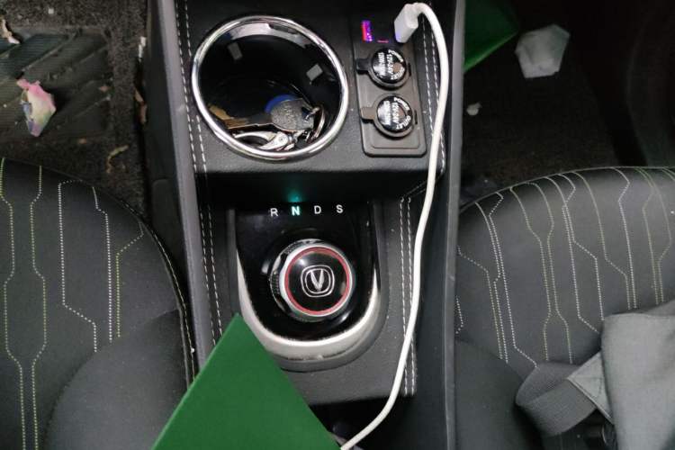 Used CHANGAN Benni E-Star 2021 National Edition Xin Yue Version Lithium Iron Phosphate (31.86 kWh) Gear Lever
