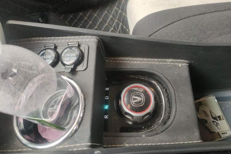Used CHANGAN Benni E-Star 2021 National Edition Colorful Version Lithium Iron Phosphate (31.86 kWh) Gear Lever