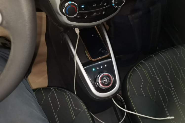 Used CHANGAN Benni E-Star 2021 National Edition Xin Yue Version Lithium-Ion Battery Gear Lever