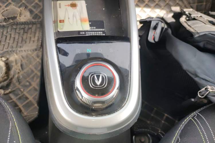 Used CHANGAN Benni E-Star 2021 National Edition Xin Yue Version Lithium Iron Phosphate (31.18 kWh) Gear Lever
