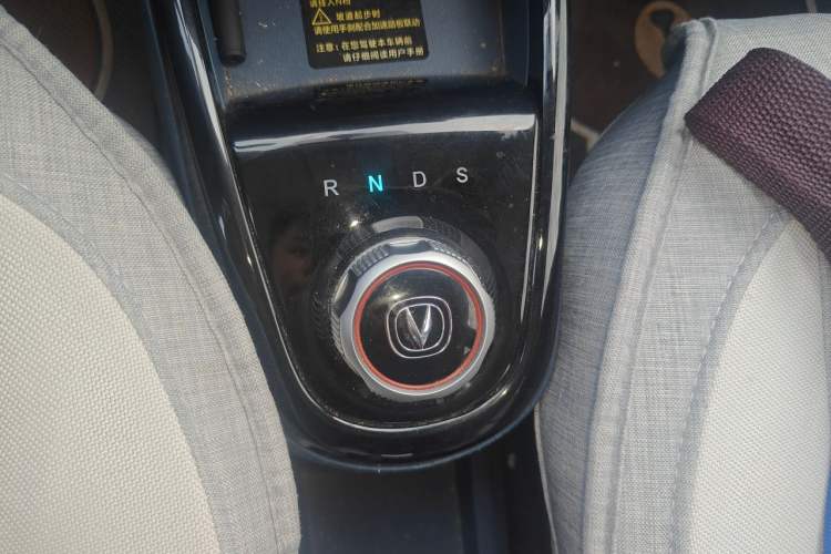 Used CHANGAN Benni E-Star 2021 National Edition XinYi Edition Lithium Iron Phosphate (31.86 kWh) Gear Lever