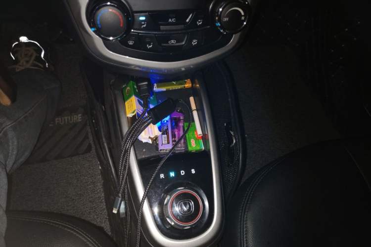 Used CHANGAN Benni E-Star 2021 National Edition Xin Yue Version (Fast-Charging Edition) Lithium Iron Phosphate (31.18 kWh) Gear Lever