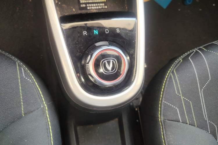 Used CHANGAN Benni E-Star 2021 National Edition Xin Yue Version Lithium Iron Phosphate (31.86 kWh) Gear Lever
