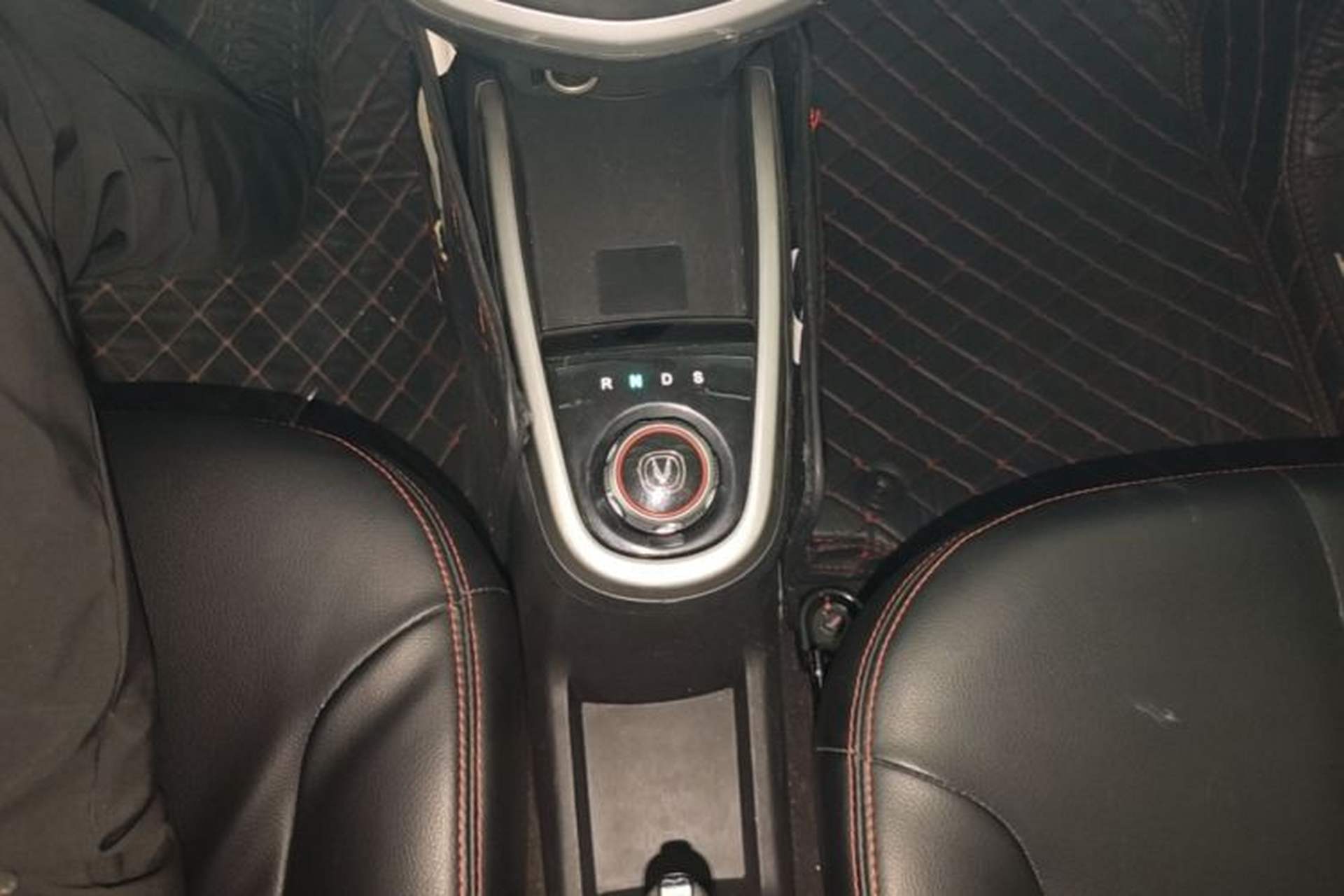 Used CHANGAN Benni E-Star 2021 National Edition Xin Yue Version (Fast-Charging Edition) Lithium Iron Phosphate (31.18 kWh) Gear Lever
