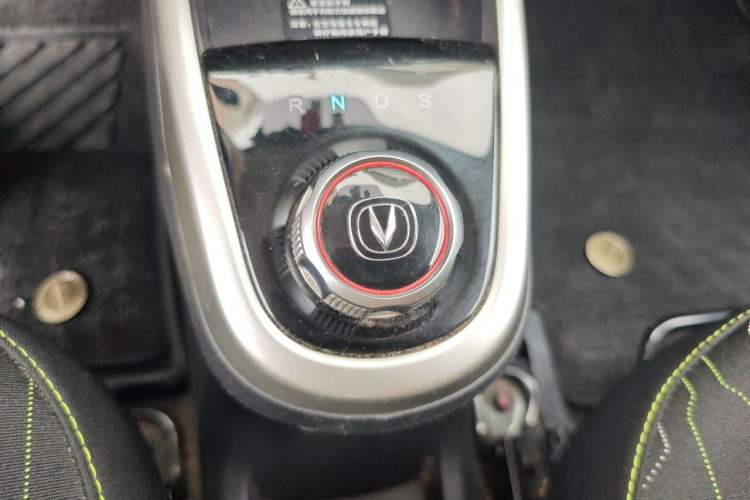 Used CHANGAN Benni E-Star 2021 National Edition Xin Yue Version Lithium Iron Phosphate (31.86 kWh) Gear Lever