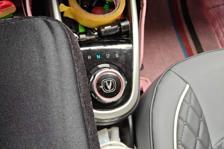Used CHANGAN Benni E-Star 2021 National Edition Xinyi Edition (Fast-Charging Version) Lithium-NMC Gear Lever