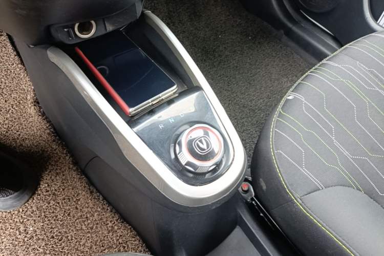 Used CHANGAN Benni E-Star 2021 National Edition Xin Yue Version Lithium-Ion Battery Gear Lever