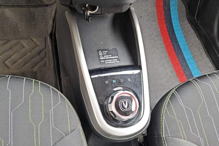 Used CHANGAN Benni E-Star 2021 National Edition Xin Yue Version Lithium Iron Phosphate (31.95 kWh) Gear Lever