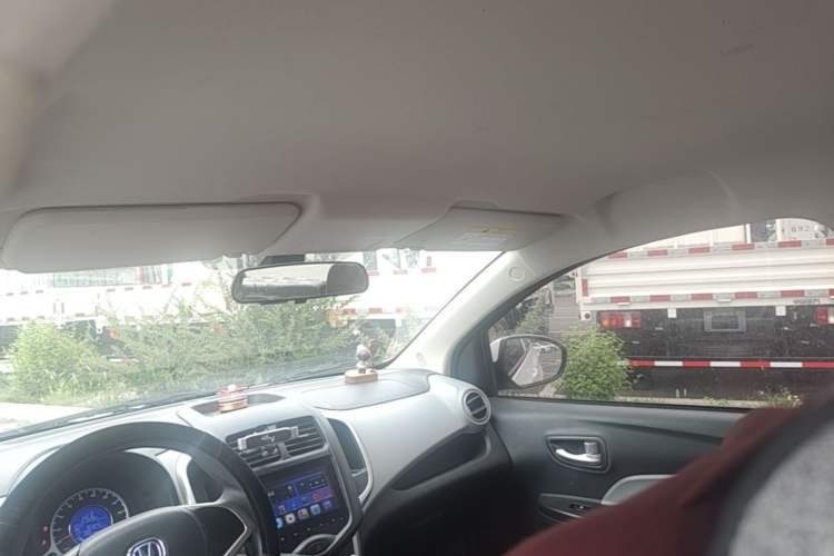 Used CHANGAN Benni E-Star 2021 National Edition Heart-Pounding Edition Lithium Iron Phosphate Headliner