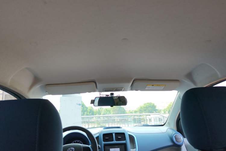 Used CHANGAN Benni E-Star 2021 National Edition Colorful Version Lithium Iron Phosphate (31.95 kWh) Headliner