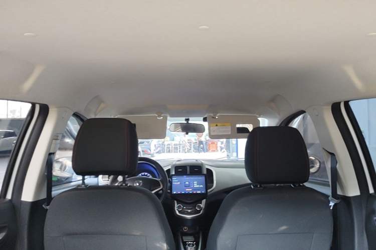 Used CHANGAN Benni E-Star 2021 National Edition Xinyi Edition Lithium-Ion Battery Headliner