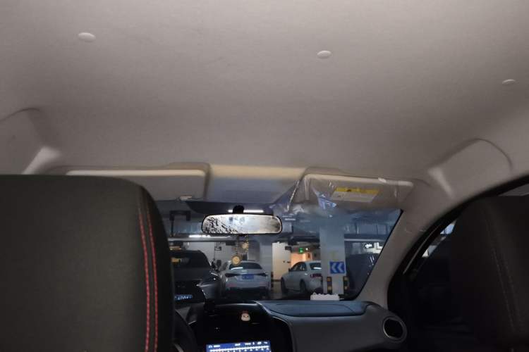 Used CHANGAN Benni E-Star 2021 National Edition Xin Yue Version Lithium-Ion Battery Headliner