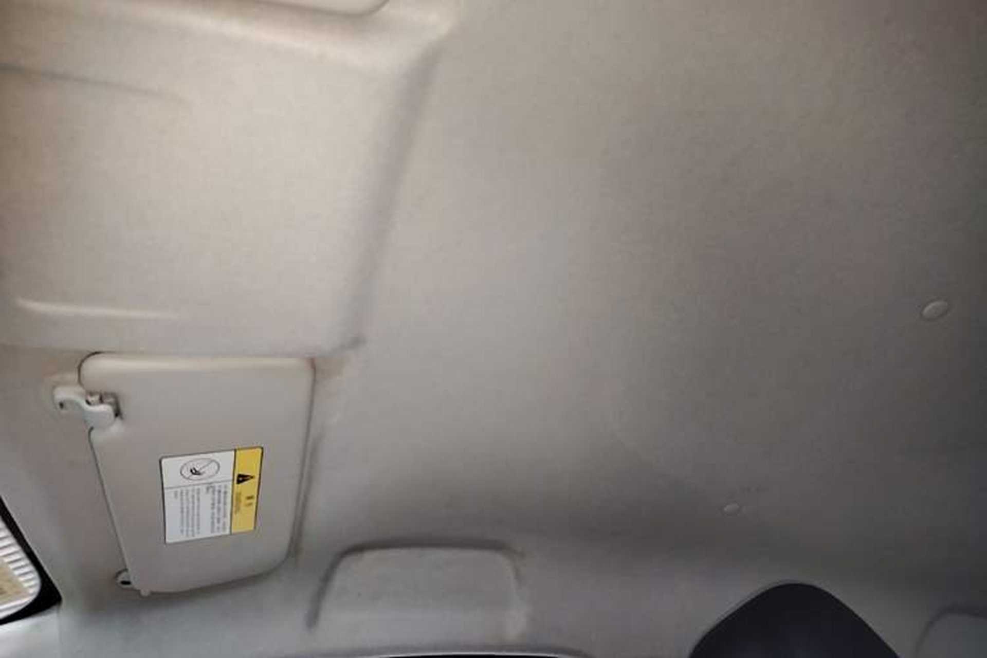 Used CHANGAN Benni E-Star 2021 National Edition Xin Yue Version Lithium-Ion Battery Headliner
