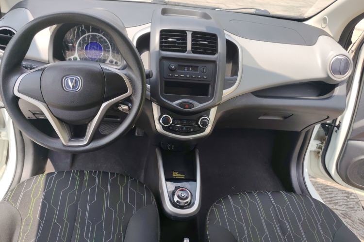 Used CHANGAN Benni E-Star 2021 National Edition Xin Yue Version (Fast-Charging Edition) Lithium Iron Phosphate (31.18 kWh) Interior 2