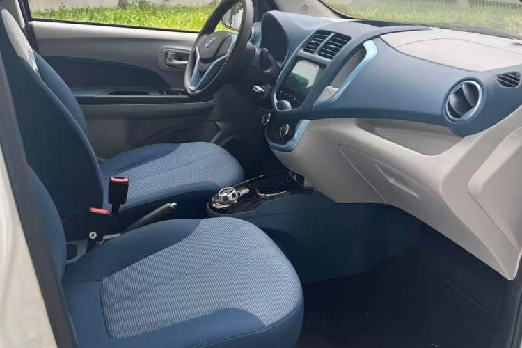 Used CHANGAN Benni E-Star 2021 National Edition XinYi Edition Lithium Iron Phosphate (31.86 kWh) Interior 3