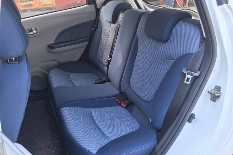 Used CHANGAN Benni E-Star 2021 National Edition Colorful Version Lithium Iron Phosphate (31.86 kWh) Interior 3
