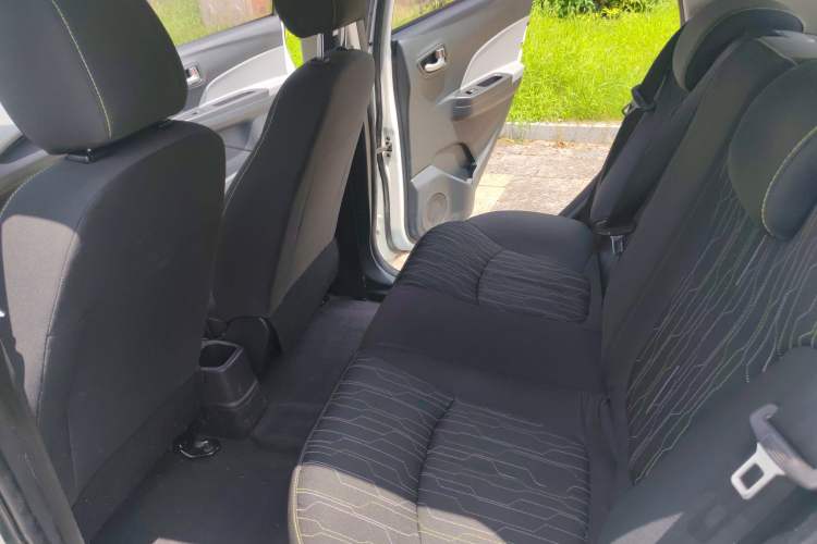 Used CHANGAN Benni E-Star 2021 National Edition Xin Yue Version (Fast-Charging Edition) Lithium Iron Phosphate (31.18 kWh) Interior 3