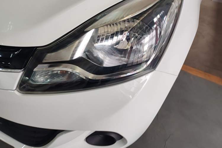 Used CHANGAN Benni E-Star 2021 National Edition Xinyi Edition Lithium Iron Phosphate (31.95 kWh) Left Front Headlight