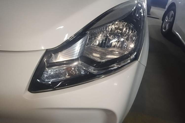 Used CHANGAN Benni E-Star 2021 National Edition Colorful Version Lithium Iron Phosphate (31.18 kWh) Left Front Headlight