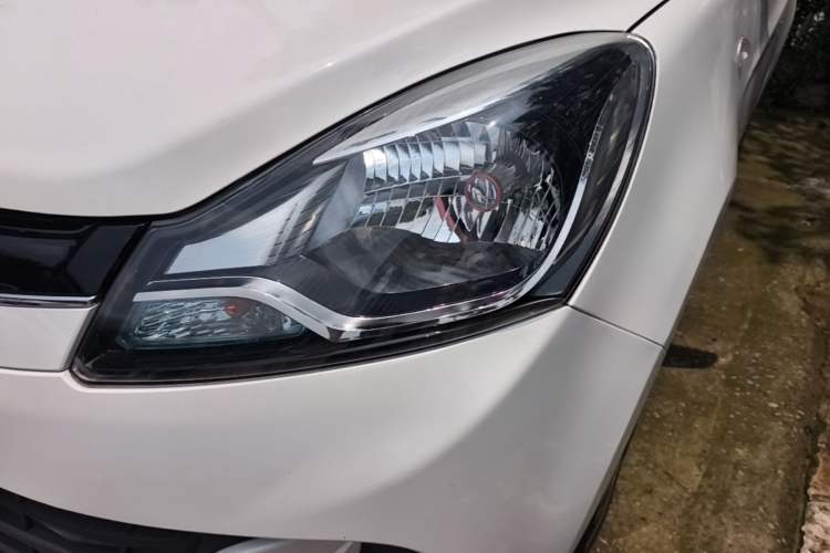 Used CHANGAN Benni E-Star 2021 National Edition Xin Yue Version (Fast-Charging Edition) Lithium Iron Phosphate (31.95 kWh) Left Front Headlight