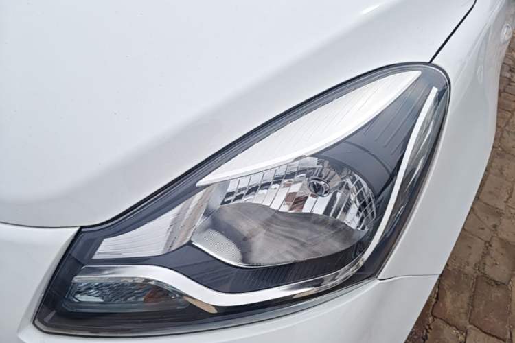 Used CHANGAN Benni E-Star 2021 National Edition Xin Yue Version (Fast-Charging Edition) Lithium Iron Phosphate (31.18 kWh) Left Front Headlight