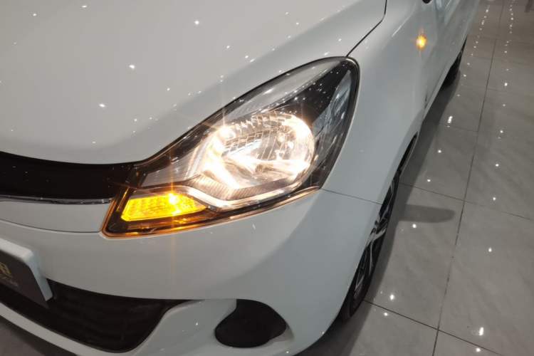 Used CHANGAN Benni E-Star 2021 National Edition Xinyue Version (Fast-Charging Edition) Lithium NMC Left Front Headlight
